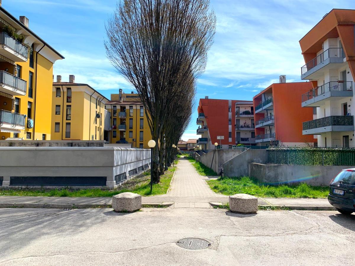 Vicenza City Apartments 2 ภายนอก รูปภาพ